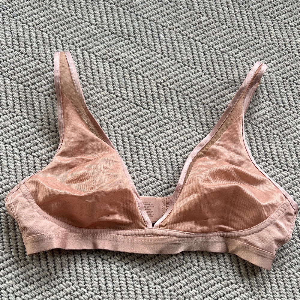 Soma Unbelievable Lift Wireless Triangle Bra in Blush